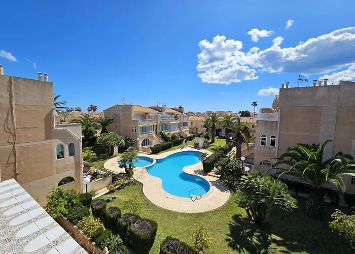 Appartement Penthouse With A Large Terrace Next To The Beaches *