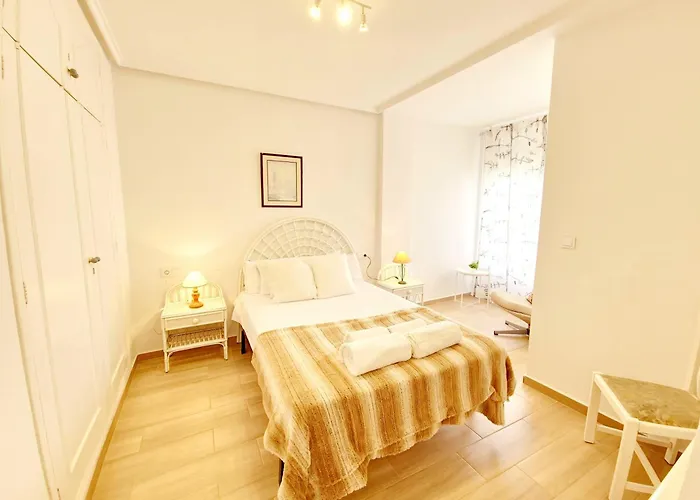 Penthouse With A Large Terrace Next To The Beaches Appartement