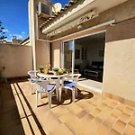Penthouse With A Large Terrace Next To The Beaches Torrevieja