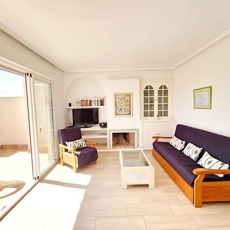 Lägenhet Penthouse With A Large Terrace Next To The Beaches Torrevieja