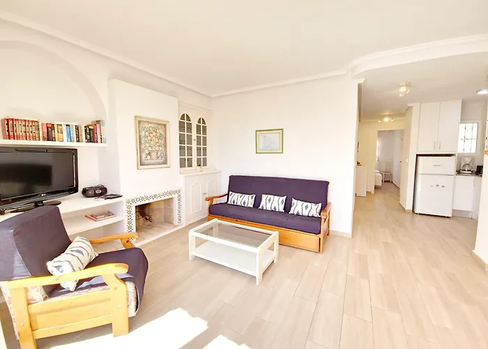 Penthouse With A Large Terrace Next To The Beaches Torrevieja