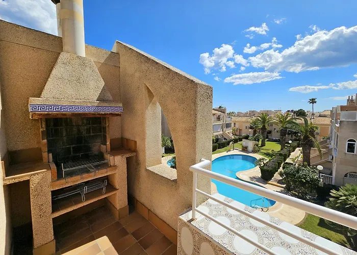 Appartement Penthouse With A Large Terrace Next To The Beaches *