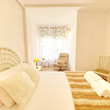 Penthouse With A Large Terrace Next To The Beaches *